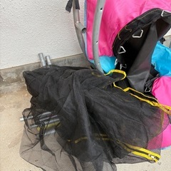 組み立て式　トランポリンの画像