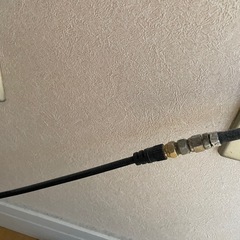 【決まりました】
SHARP テレビ(リモコン、信号線付き)の画像