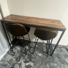 バーカウンター 、チェア2脚、カバー2点 セット売りの画像