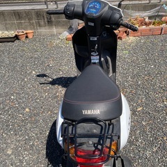 原付バイク　　ＪＯＧ　　ホワイトの画像