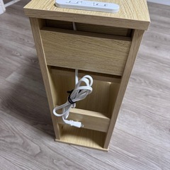 【譲り先決定】ベッドサイド収納棚の画像