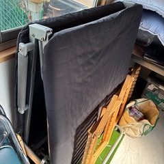 折りたたみベットの画像