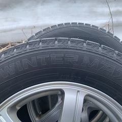 スタッドレスタイヤ
の画像