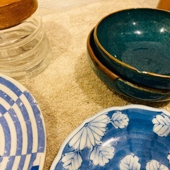 器いろいろ。一部カケあります。の画像