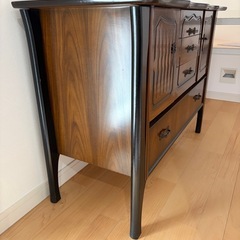 【引取先決定】アンティーク猫脚ドレッサーの画像