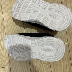 18.0  黒　子供用シューズの画像