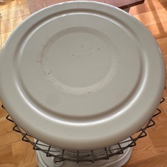 丸型石油ストーブの画像