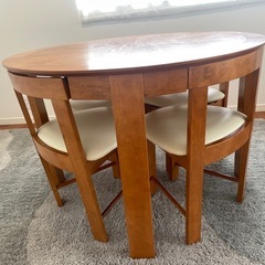 ヴィンテージ丸テーブルの画像