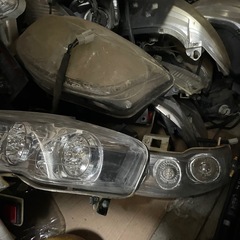 マジェスティ　マグザム等　ヘッドライト　ウインカー　テールなどジャンクの画像