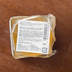 【新品未開封】MARKS&WEB 缶入り石鹸（レモングラス／ガーデニア）の画像