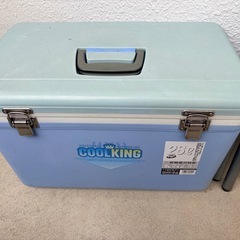 クーラーボックス＋折りたたみチェア2脚セット アウトドア用品の画像