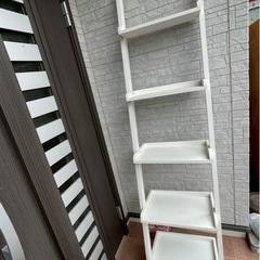 壁建て本棚
の画像