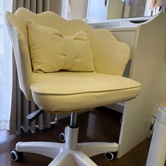 ドレッサー+チェアの画像