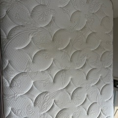 マットレス、すのこベット、棚、椅子の画像