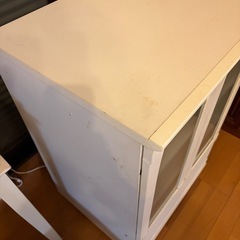 ベルメゾン  食器棚の画像