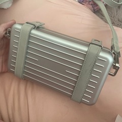 [タビトラ] ショルダーバッグ アルミ製 小型 ミニバッグの画像