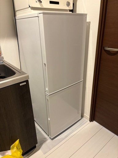 2ドア冷凍冷蔵庫（140L/2022年製）