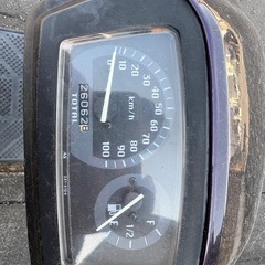 アドレスV100(CE11A) 場所がない為、購入する方に感謝します。の画像