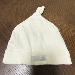 モイモルン　ベビー帽子の画像