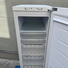 285⭐️2025年製★ほぼ新品★アイリスオーヤマ　冷凍庫　スキマックス　スリムの画像
