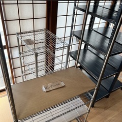 スチールラックの画像