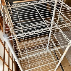 スチールラックの画像