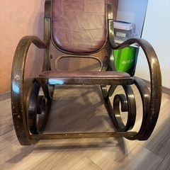 ロッキングチェア【アンティーク調】の画像