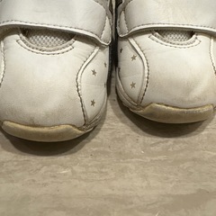 ASICS ベビーシューズ 13.5サイズ ホワイトの画像