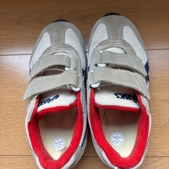 アシックス　キッズスニーカーの画像