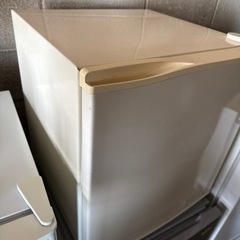 コンパクト チェック🆗 1ドア冷蔵庫 LG LR-A05SB 46Lの画像