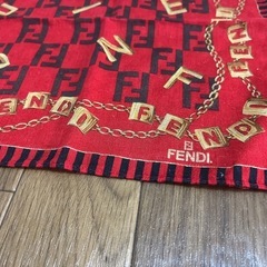 🌸2026.3.21🌸　FENDI ハンカチ２枚　カバンの画像