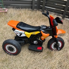 子ども用電動バイクの画像