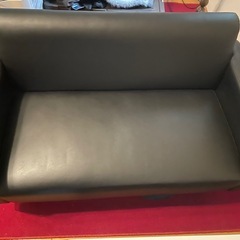 二人掛けソファの画像