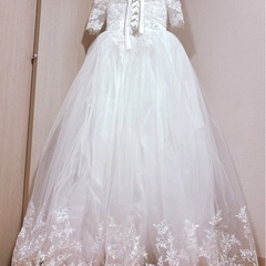 ウェディングドレスの画像