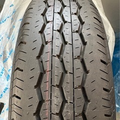 ハイエース新車外し　タイヤ付きホイール   195/80R15の画像