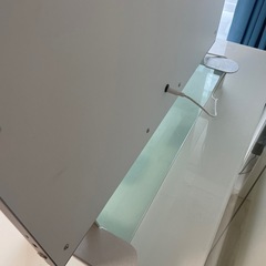 IKEA ドレッサーと化粧鏡の画像