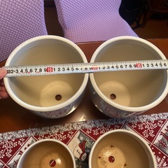 白の陶器鉢 4鉢セットの画像