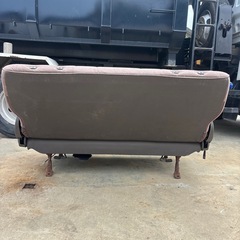 100系ハイエースワゴン　三列目シート　レール無しの画像