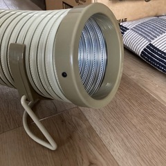 ヒーターからコタツへの、送風パイプ😊の画像