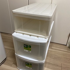 衣装ケースの画像