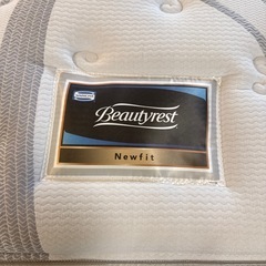 クイーンベッドセットの画像