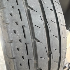 中古タイヤ
の画像
