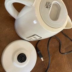 電気ケトルの画像