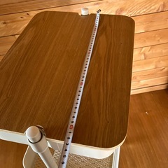 お話中　白色　キャスター付きワゴン　の画像