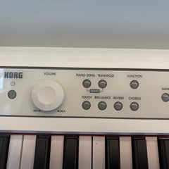 電子ピアノの画像