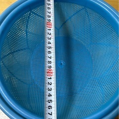 2個セット　ザル カゴ 昭和レトロ ポップ プラスチック ざる かご 青色の画像