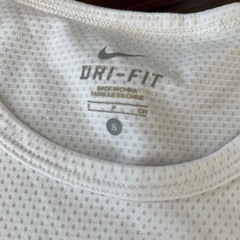 スポーツウェア　　UNIQLO  ユニクロ　NIKE ナイキ　Sサイズ　2枚の画像