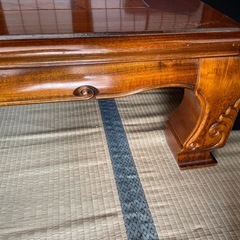 テーブル　机の画像