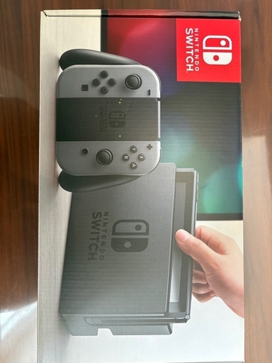 Switch本体+ケース付き