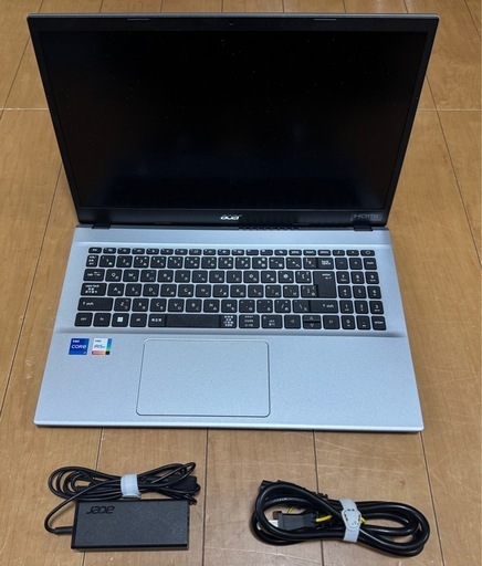 ACERのノートパソコン「ASPIRE3」です。インテル12世代i7搭載のジャンクです。